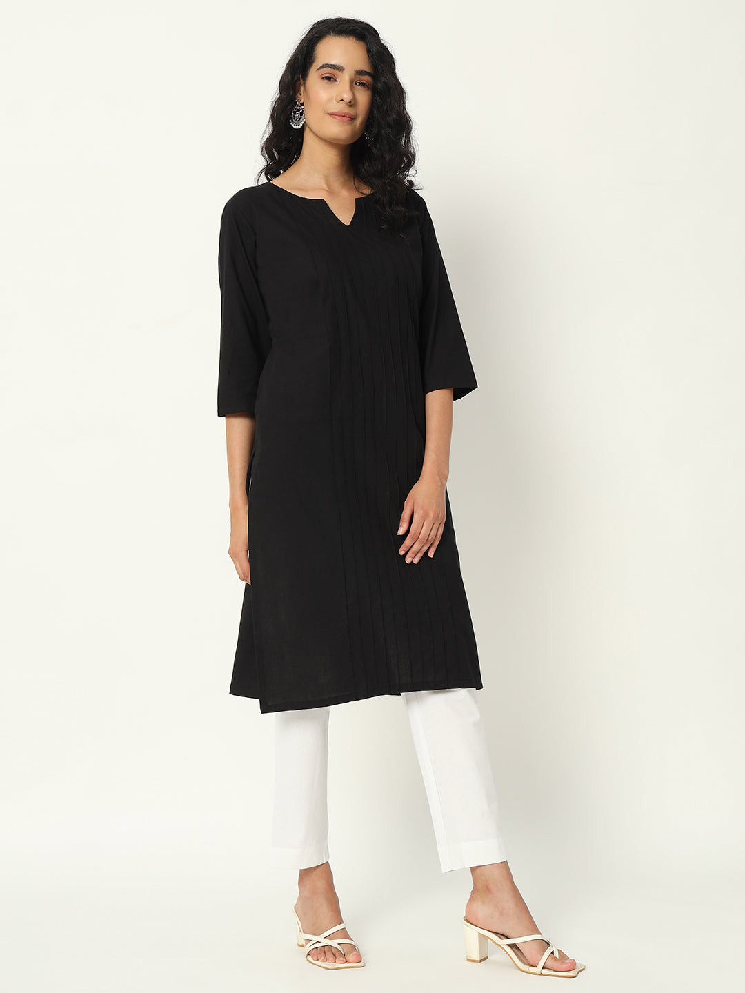 Black Cotton Pintuck Long Kurta - SKYTICK