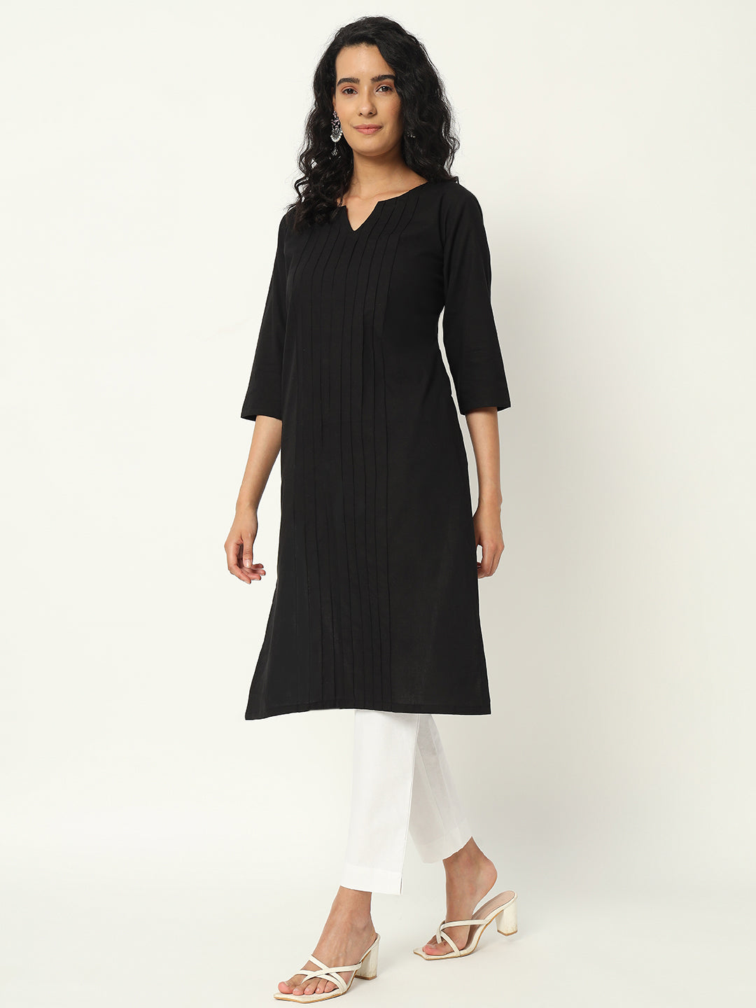 Black Cotton Pintuck Long Kurta - SKYTICK