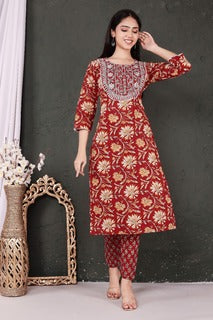 Red Sr Flower Heavy Yoke Embd
