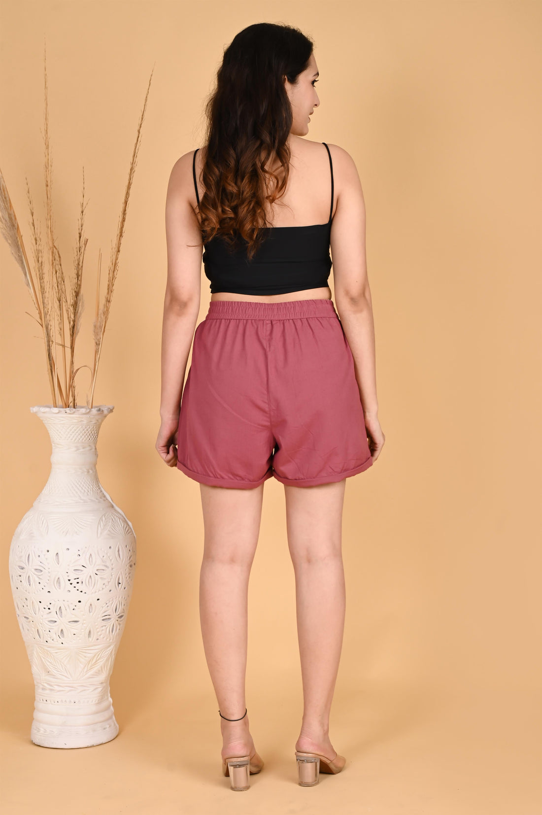 ROSE TAUPE LINEN SHORTS - SKYTICK